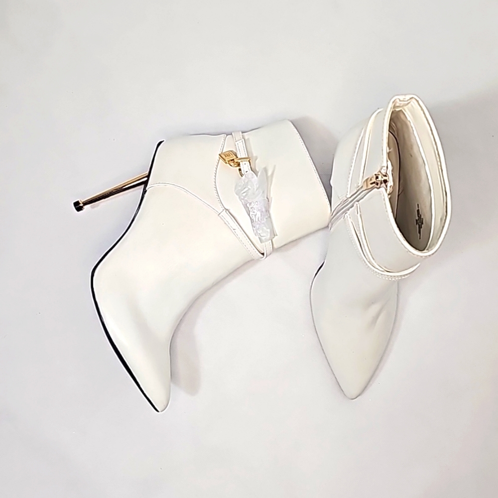 Nine West Ankel Booties size 7.5
